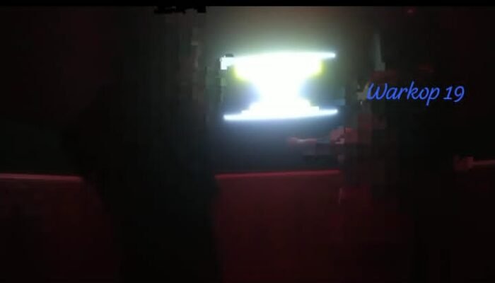 Diduga Berkedok Warung Kopi, Sebuah Cafe Ternyata Miliki Room Karaoke, Izin Dipertanyakan!!!.