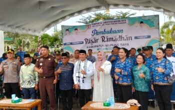 Wabup Murung Raya Buka Pasar Ramadan 1447 H, 41 Pedagang Ramaikan Al Istiqlal