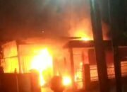 Rumah Warga Azhar Ludes Terbakar Dini Hari, Minim Damkar Banyuasin Disorot